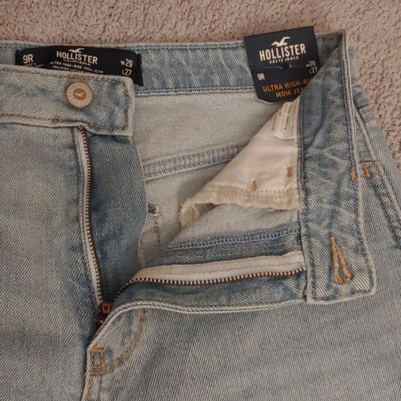 Never Worn! Ultra High-Rise Mom Jeans: Hollister - Picture 3 of 7
